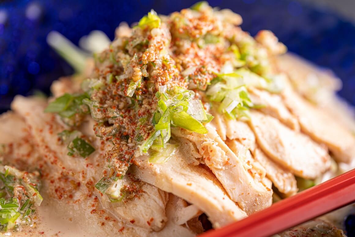 Bang Bang pileća salata