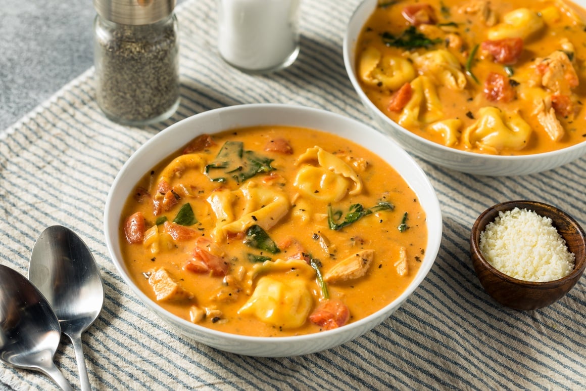Creamy vegetable soup with tortellini