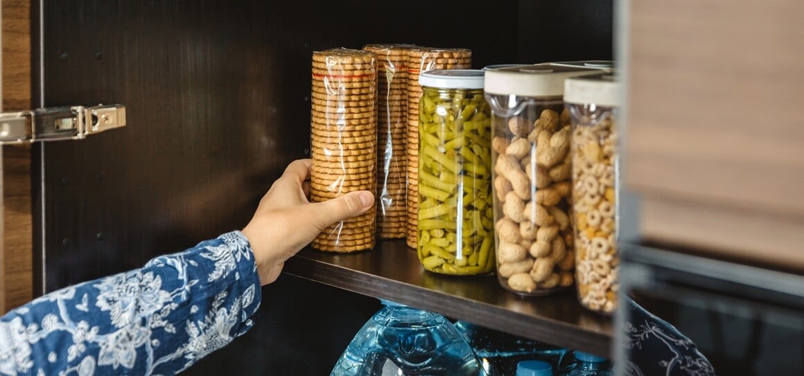 Iako riža i tjestenina mogu dugo stajati, provjerite pakiranja