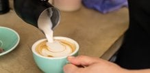 Za osobe s intolerancijom na laktozu mlijeko bez laktoze može značiti veliko olakšanje
