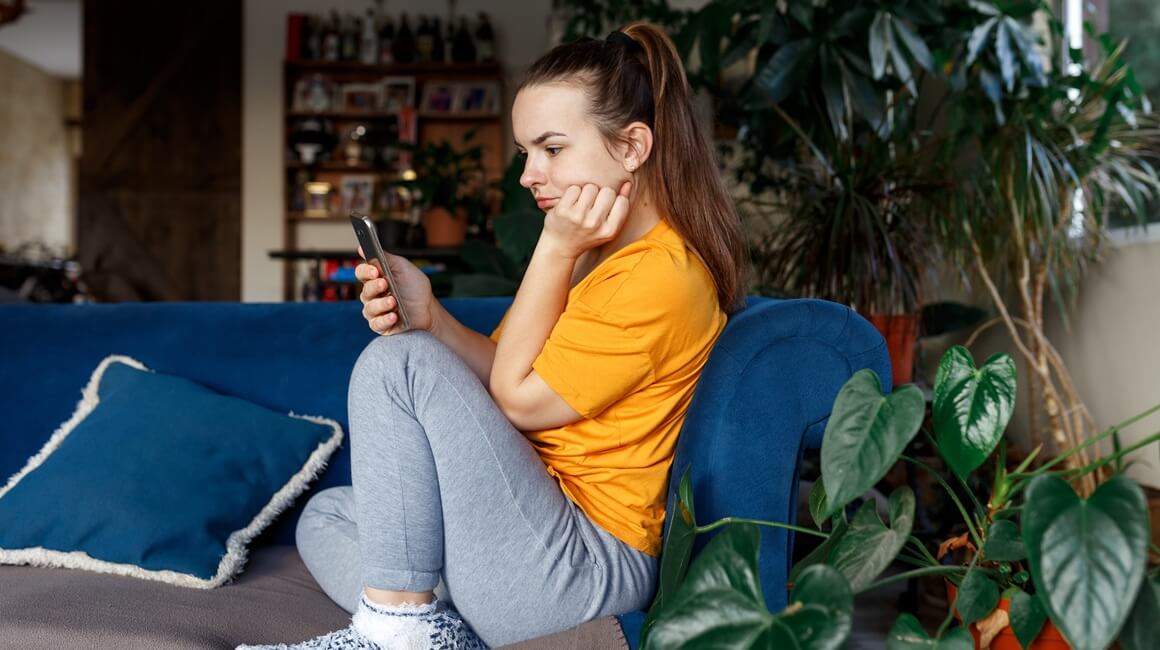 Ako u svakom slobodnom trenutku posegnete za mobitelom, vijestima ili društvenim mrežama, možda zapravo pokušavate umiriti nemir koji osjećate kada ostanete sami sa svojim mislima