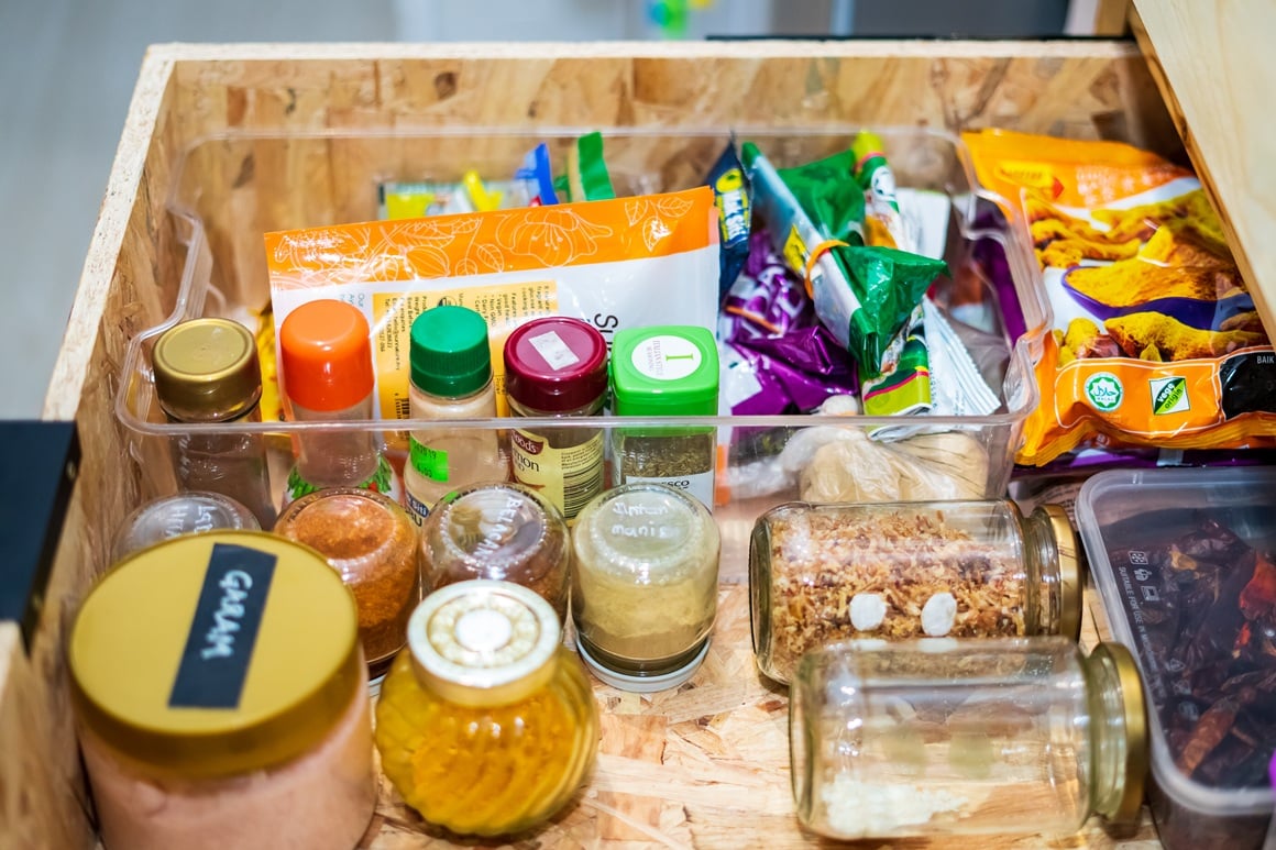 Cijeli začini mogu trajati do četiri godine, a mljeveni oko tri godine