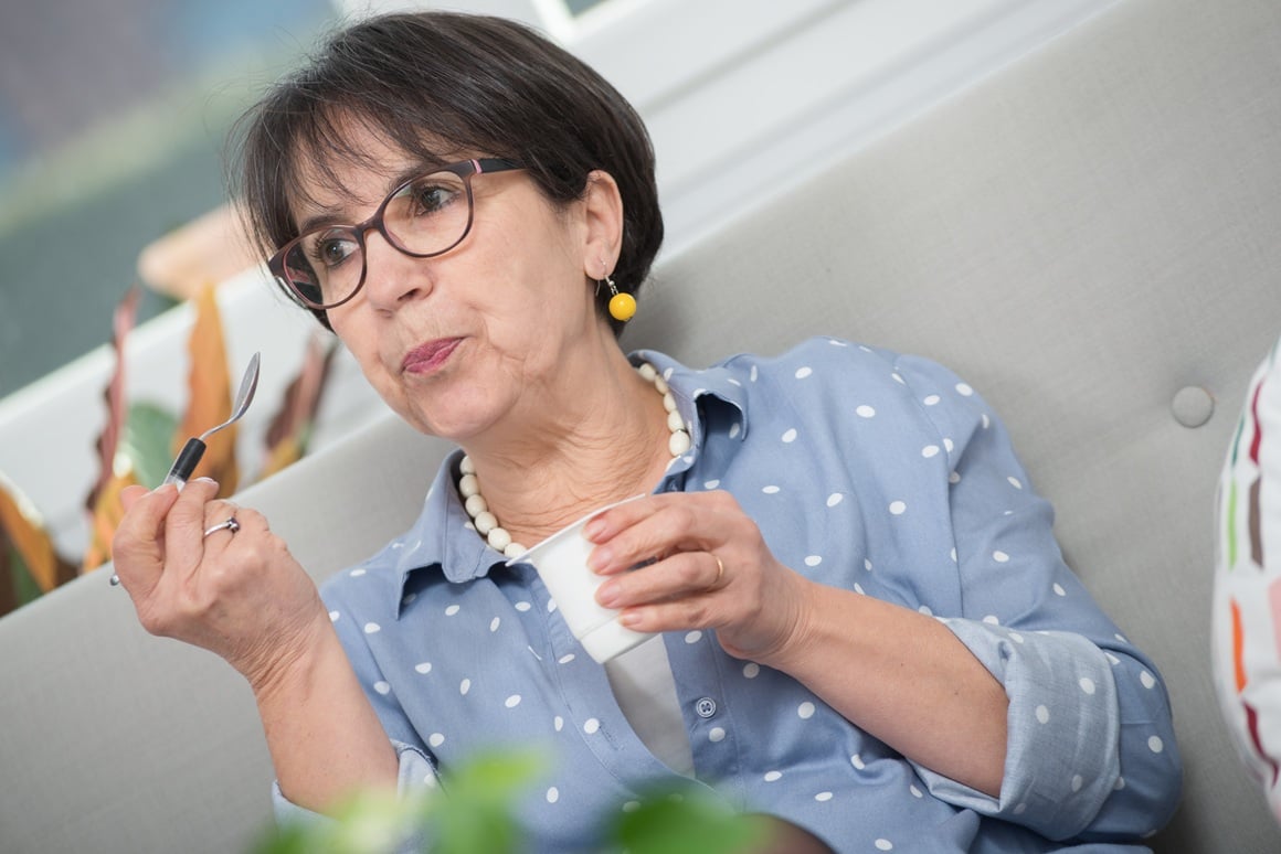 Grčki jogurt ili jogurt sličan onom grčkom odličan je izvor proteina i kalcija, važnih za mišiće i kosti