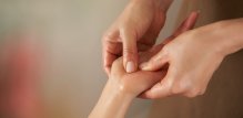 Istraživanja pokazuju da masaža ruku može značajno sniziti i sistolički i dijastolički tlak