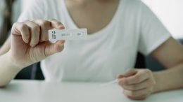 Kada se razbolite od COVID-19, pravilna prehrana može pomoći vašem tijelu da se brže oporavi i održi imunitet jakim