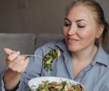 Količina i vrsta ugljikohidrata koje jedete izravno utječu na razinu šećera u krvi