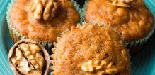 Veganski muffini od jabuke i mrkve s orasima