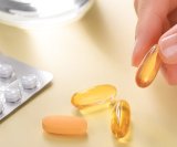 budući da omega-3 mogu utjecati na zgrušavanje krvi i stijenke krvnih žila, kombinacija s nekim lijekovima može biti problematična