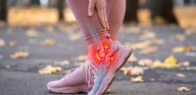 Ahilova tetiva spaja mišiće stražnje lože potkoljenice - gastrocnemius i soleus - s petnom kosti