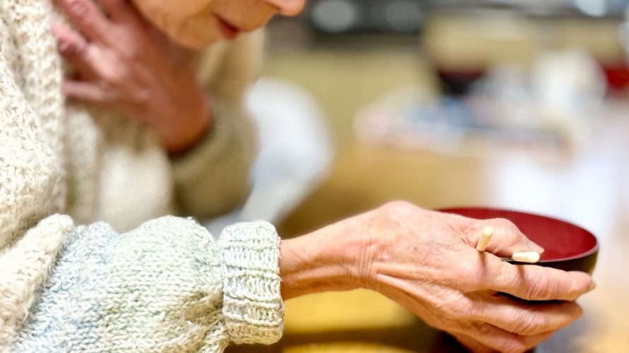Ažurirane su smjernice koje jasno objašnjavaju što učiniti ako se dojenče, dijete ili odrasla osoba guši