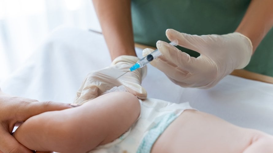 CDC je nedavno ažurirao svoju stranicu te naveo da tvrdnja kako cjepiva ne uzrokuju autizam nije temeljena na dokazima