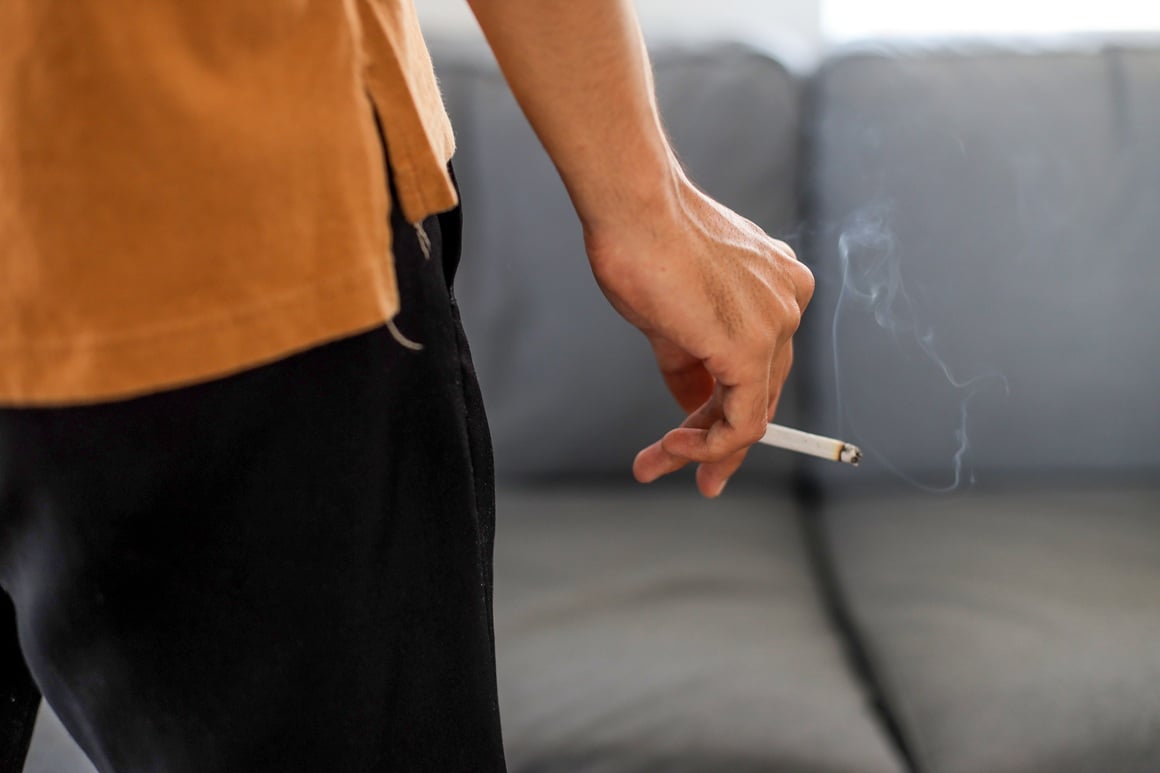 Istraživanja pokazuju da pušenje cigareta, neovisno o drugim čimbenicima, povećava rizik od hipertenzije za čak 30 %