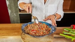 Kvinoja sadrži 118 mg magnezija po porciji