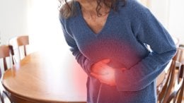 Najnovije smjernice Američkog gastroenterološkog udruženja (AGA) preporučuju da se Crohnova bolest liječi agresivnije već na početku