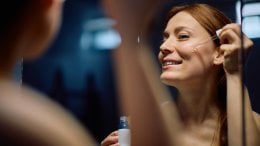 Retinol i drugi retinoidi već godinama zauzimaju važno mjesto u njezi kože