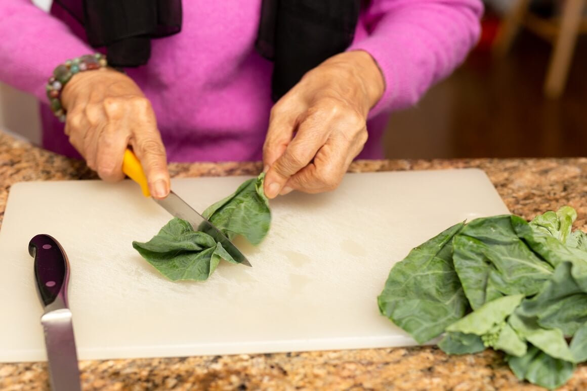 Tamno lisnato povrće poput špinata bogato je korisnim hranjivim tvarima i fitokemikalijama koje smanjuju upale i oksidativni stres