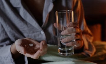 izbjegavanje lijekova za spavanje moglo bi smanjiti doživotnu stopu padova među starijim osobama te usporiti kognitivno propadanje