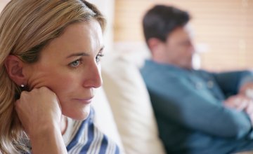 jedan od šest starijih bračnih partnera izvještava o umjerenim ili jakim osjećajima usamljenosti