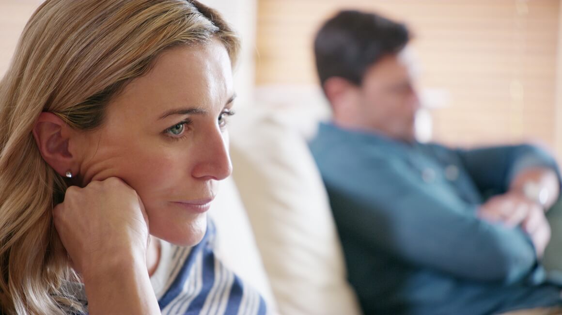 jedan od šest starijih bračnih partnera izvještava o umjerenim ili jakim osjećajima usamljenosti