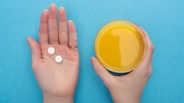 određeni sokovi mogu ometati apsorpciju lijekova i dodataka prehrani