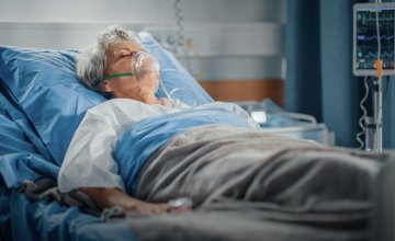 Korona kod starijih osoba