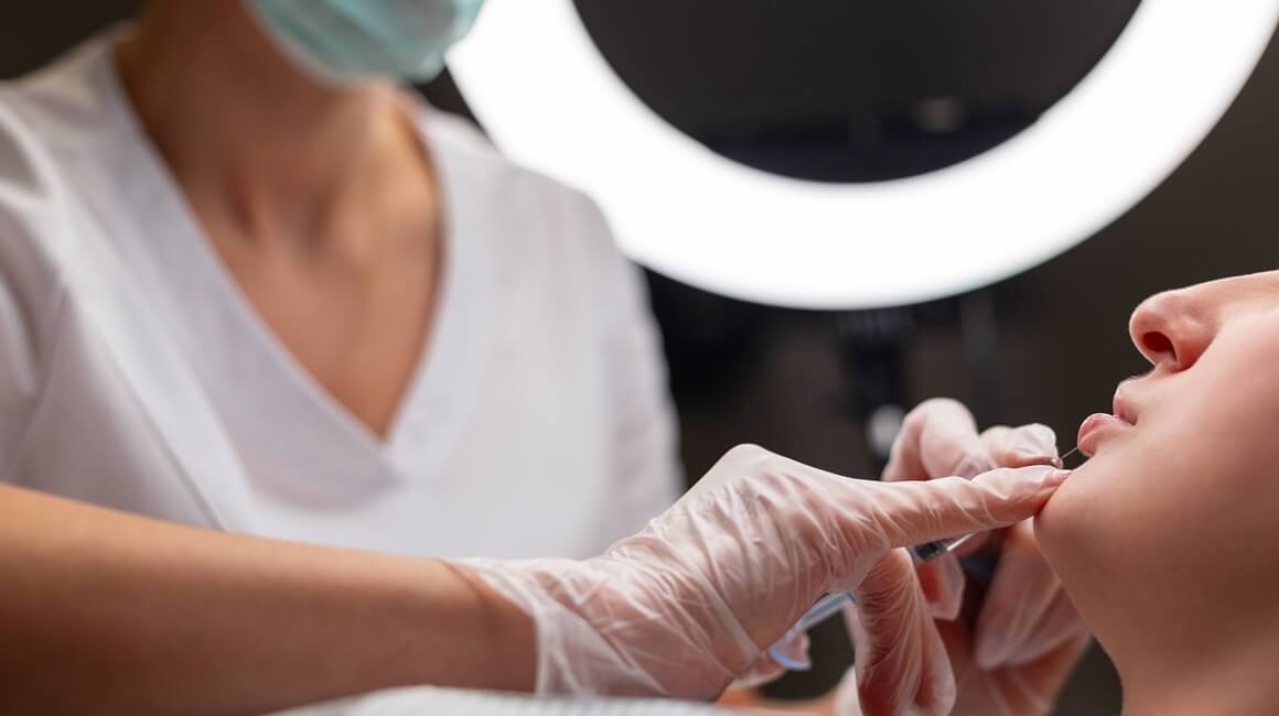 Kozmetički fileri dizajnirani su kako bi poboljšali izgled - dodavanjem volumena, izglađivanjem bora i naglašavanjem kontura