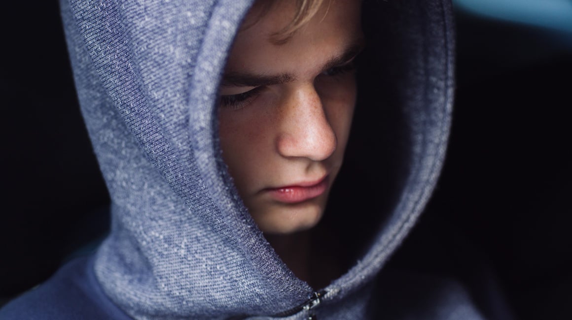 Opozicijski prkosni poremećaj karakteriziraju trajni obrasci razdražljivosti, prkosa i neprijateljskog ponašanja prema autoritetima