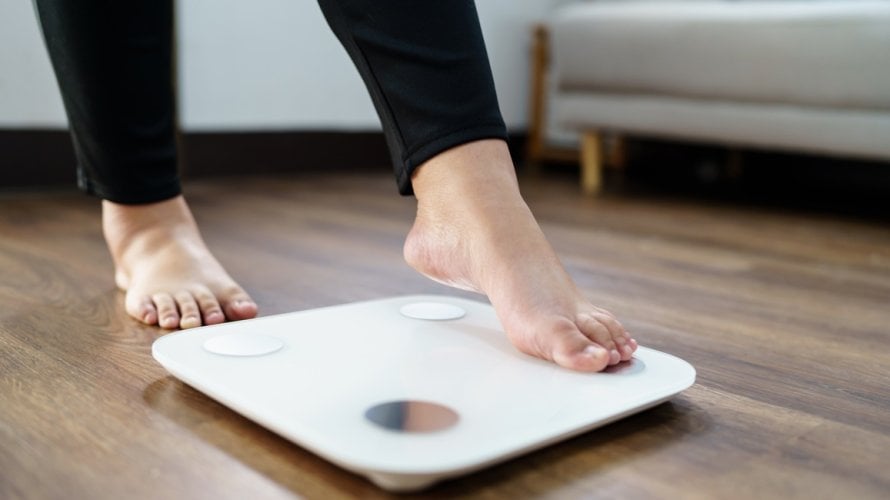 Vaša težina može varirati iz više razloga koji često nemaju nikakve veze s promjenama udjela masnog tkiva