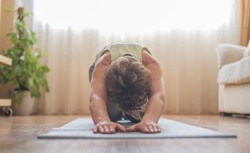 fizička aktivnost u srednjoj i kasnoj životnoj dobi ima posebno snažan učinak na smanjenje rizika od demencije i Alzheimerove bolesti