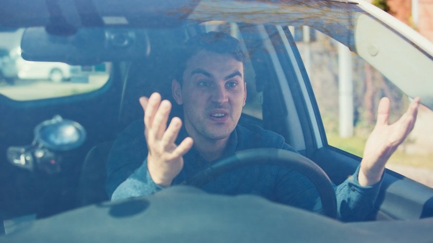 ljudi nisu naročito dobri vozači