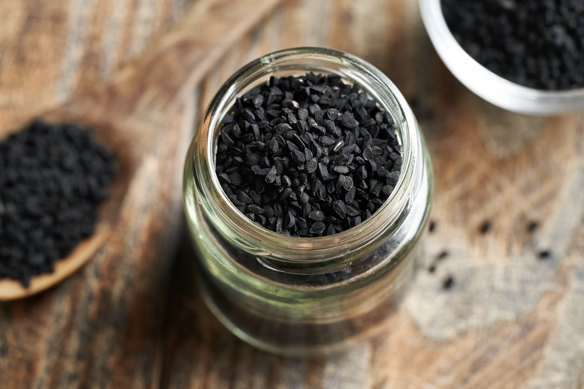 novo istraživanje sugerira da bi crni kim (Nigella sativa) mogao imati važnu ulogu u regulaciji masnoća i kolesterola u organizmu