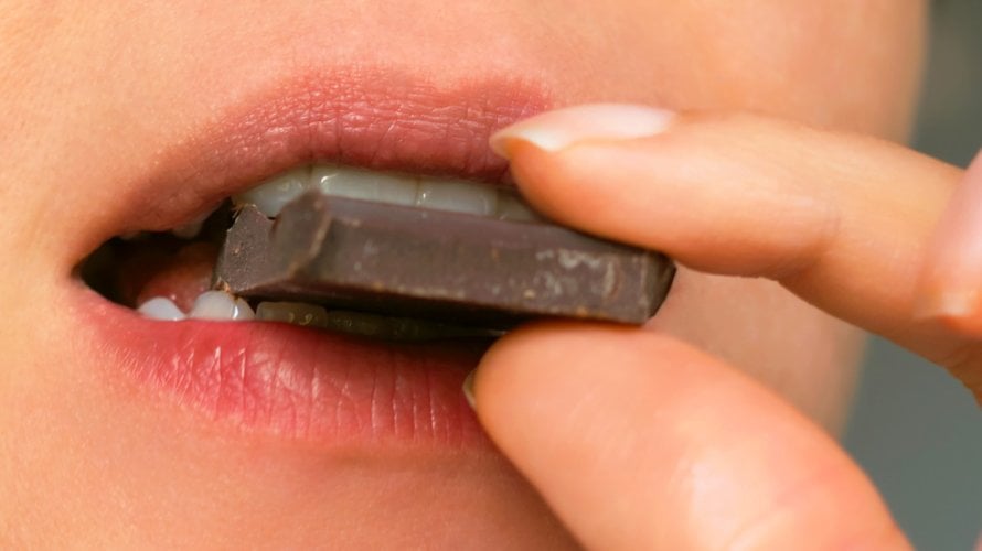 tamna čokolada može utjecati na učinkovitost nekih suplemenata ili pojačati nuspojave