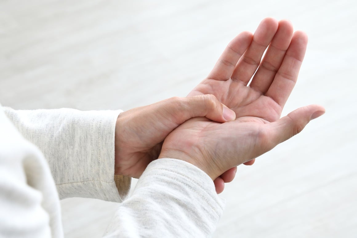 Drhtanje ruku i nedostatak vitamina