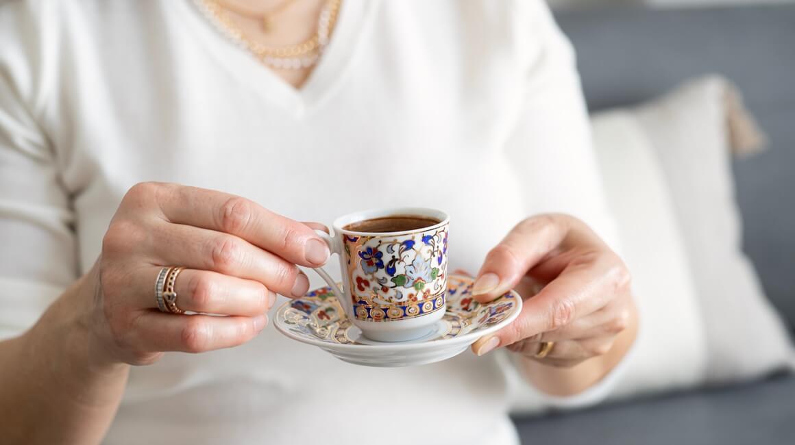 Iako je umjeren unos kofeina siguran za većinu ljudi, kod osoba s dijabetesom može utjecati na djelovanje inzulina