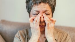 Makularna degeneracija povezana sa starenjem (AMD) jedan je od najčešćih uzroka gubitka vida kod starijih osoba