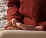 Opsesivno-kompulzivni poremećaj (OKP) je ozbiljno zdravstveno stanje u kojem se javljaju beskonačni ciklusi opsesija i kompulzija