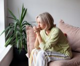 osobe koje su u srednjoj dobi imale pet ili više simptoma depresije imale su 27 posto veći rizik od razvoja demencije