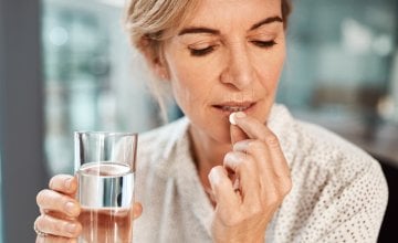 svakodnevno uzimanje aspirina većini zdravih starijih osoba ne produljuje život, a može donijeti i ozbiljne rizike