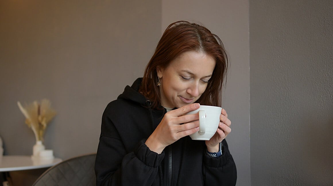 svjesno uočavanje glimmersa pomaže mozgu da se ponovno usmjeri na pozitivno i umirujuće