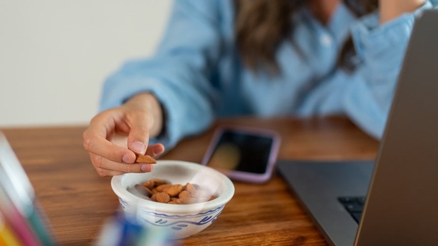 Bademi sadrže 76,5 mg magnezija u 28 g