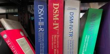 Dijagnostički i statistički priručnik za mentalne poremećaje (DSM) već desetljećima predstavlja temeljni alat stručnjacima u području mentalnog zdravlja