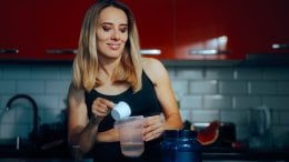 Istraživanja pokazuju da kreatin ne hrani samo mišiće - on može podržati i oštrije pamćenje, bolju koncentraciju i brže razmišljanje