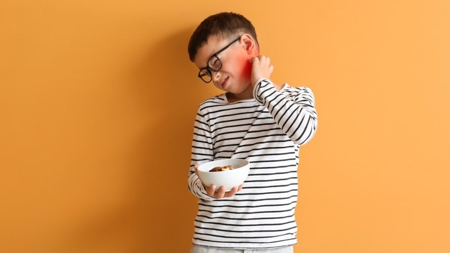 Na razvoj alergija utječe čitav niz čimbenika, od zdravlja kože i mikrobioma do izloženosti antibioticima i vremena uvođenja određenih namirnica