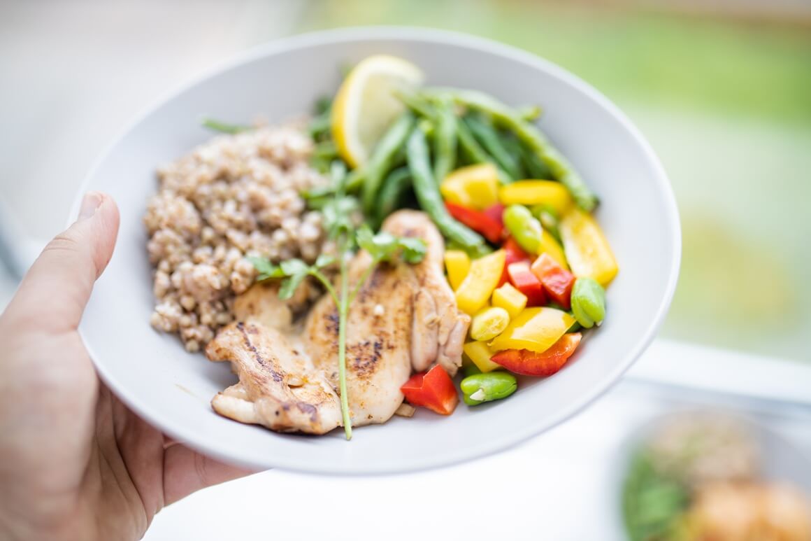 Umjesto da se opterećujete brojkama, stručnjaci savjetuju da se usredotočite na sastav obroka