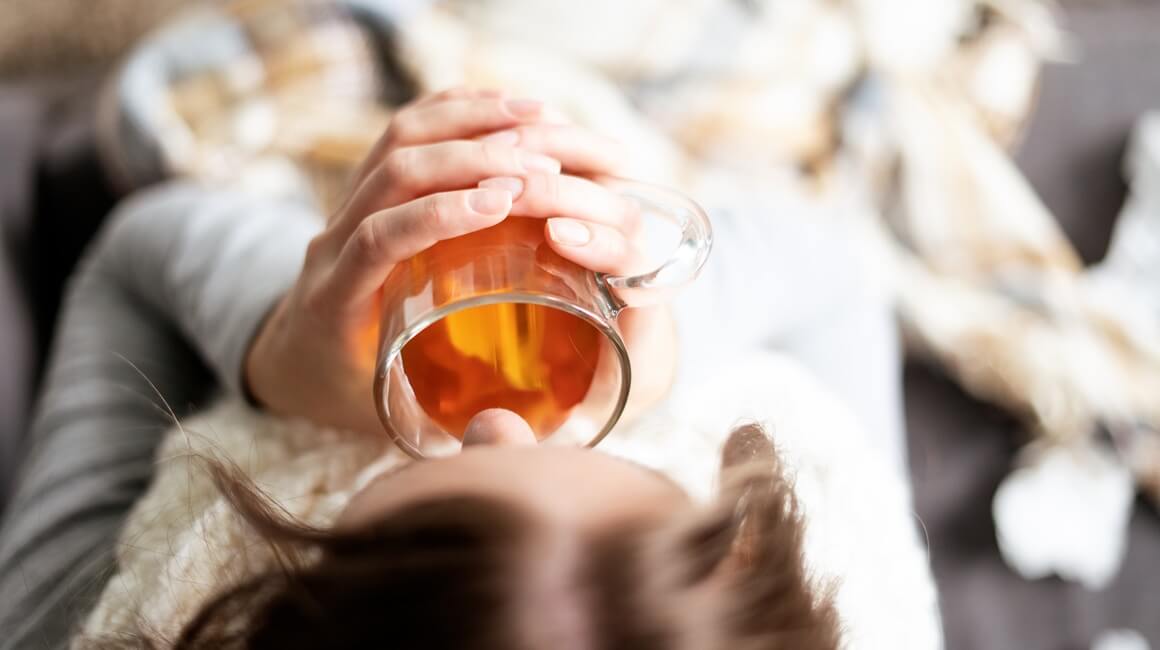 čaj od bršljana za kašalj jedan je od najmoćnijih prirodnih načina za razbijanje nakupljene sluzi