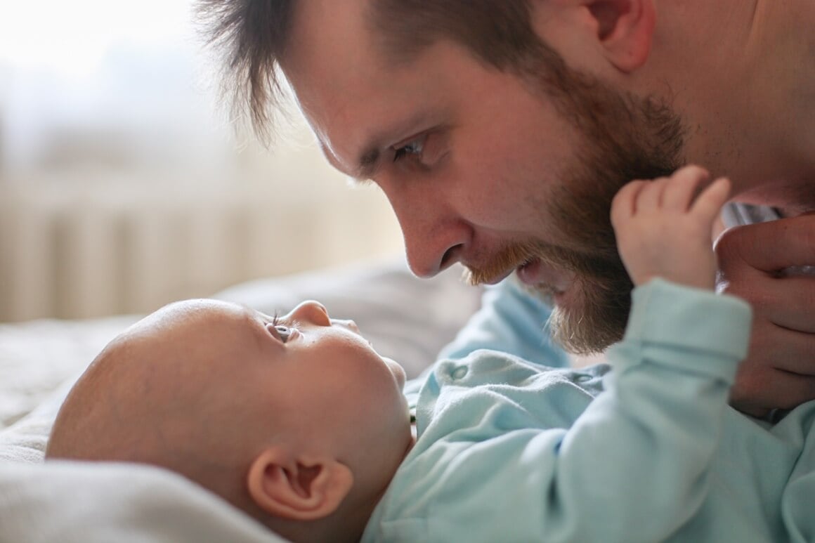 djeca čiji su očevi bili manje pažljivi prema njima kada su imali 10 mjeseci, u dobi od sedam godina češće pokazuju znakove lošijeg zdravlja
