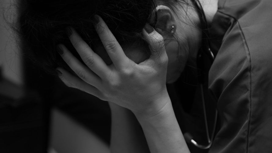 kronični stres utječe na regulaciju emocija, motivaciju i društveno ponašanje