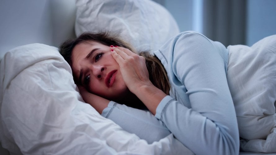 Ako vam treba dugo da zaspite, budite se usred noći ili se prerano budite i ne možete ponovno zaspati, moguće je da imate kroničnu nesanicu