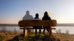 Dan očeva mnogima je prilika za slavlje i zahvalnost, no za one koji su izgubili oca ovaj dan može biti posebno težak