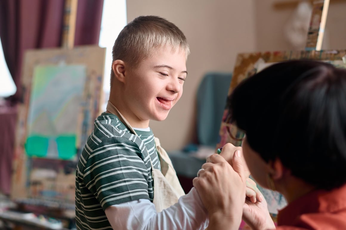 Djeca s Downovim sindromom imaju osjetljiviji imunološki sustav, zbog čega su podložnija infekcijama